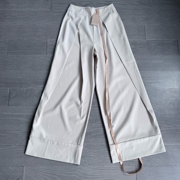NWT MESHKI Katarina Wide Leg Suiting Pants Sand Size M High Rise Pleated - Picture 12 of 16